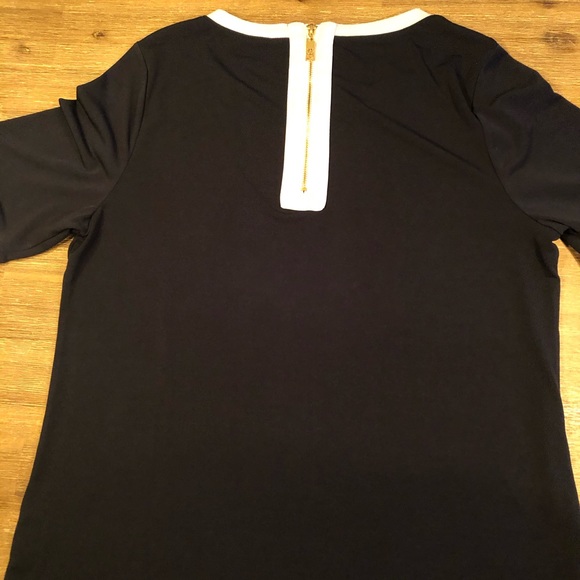 Dark blue top - Picture 3 of 3